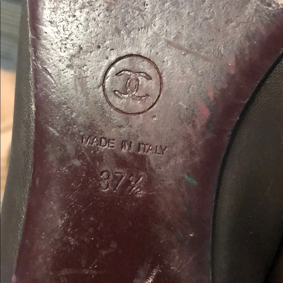 COPY - Authentic Chanel leather loafers with chains - Picture 4 of 8